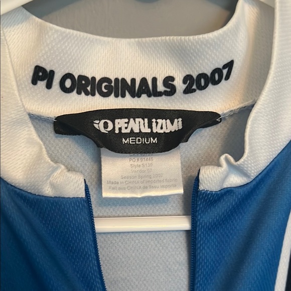 Retro Sport Activewear Pearl Izumi Blue and White Cycling Jersey SZ Medium - Picture 2 of 3